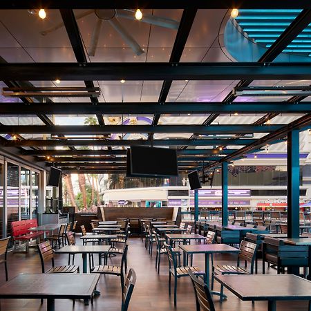 The Linq Hotel And Casino Λας Βέγκας Εξωτερικό φωτογραφία The interior of the restaurant